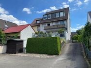 Bergisch Gladbach-Hand: Modernisiertes Vierfamilienhaus mit Garagenhof - Bergisch Gladbach