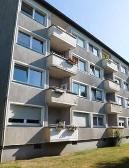 Bezugsfertige 4-Zimmerwohnung im 3. OG... mit Balkon in ruhiger Lage... - Duisburg