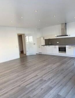 Neu : Modern : Citynah : Top : Einzugsbereit : 65 qm2 - Balkon - Einbauküche - Stellplatz - Exklusivbad - Altersgerecht - Hamm