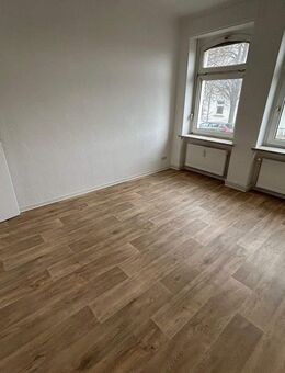 Helle 3-Zimmer-Wohnung im Erdgeschoss! - Magdeburg