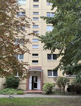 Vermietete, lichtdurchflutete Wohnung unweit der Spree ***Wannenbad*** - Berlin