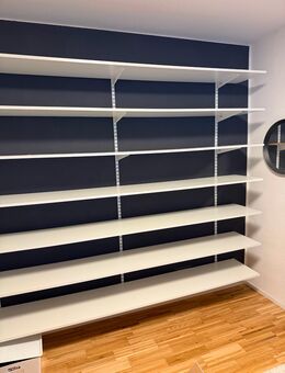 Großes Wandregal-System mit 7 Böden – komplett Set - Essen