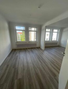 AB SOFORT: Geräumige 4-Zimmer Wohnung im 1.OG nahe des Hohnsensee! - Hildesheim