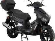 Alpha Motors Motorroller Mustang FI, 50 ccm, 25 km/h, Euro 5, (Set, mit Topcase), mit USB-Anschluss und Lenkerschloss, sportliches Design