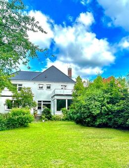 Villa mit Traumgarten - Hamburg