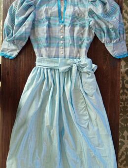Neuwertiges Krüger Dirndl kariert - Kornwestheim