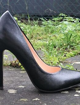 Gr. 37, High Heels Pumps, 11 cm, schwarz ( Sergio Todzi ) - Bruchköbel