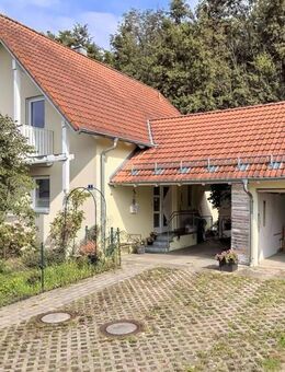 Solides EFH aus den 90ern mit schönem Garten - Langquaid