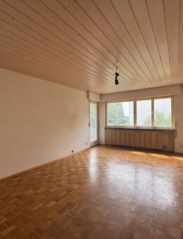 Gestalten Sie diese solide 3 Zimmer-Wohnung nach Ihren Wohnideen! - Esslingen (Neckar)