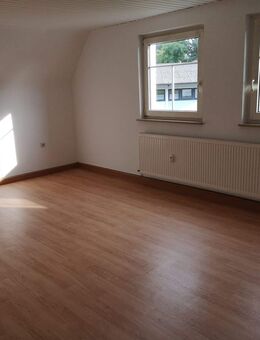 Renovierte 3 Zimmerwohnung in Heroldsbach-Mitte - Heroldsbach