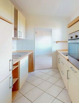 Helle Wohnung mit Westbalkon und Potenzial - ruhig gelegen in Berlin-Johannisthal - Berlin