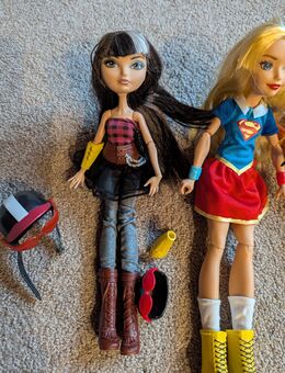 Super Hero Supergirl, First Chapter Cerise Hood, Batgirl, Barbie - Syke