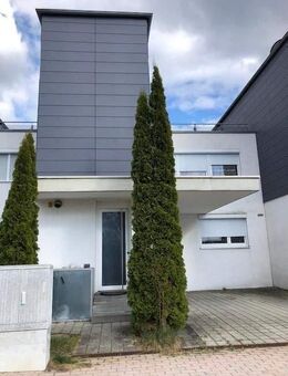 ** Attraktives RMH mit Garten in S-Bahn Nähe zum Selbstbezug ** - Freising