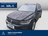 VW Tiguan, 1.5 TSI Life Lenkradh, Jahr 2021 - Fellbach