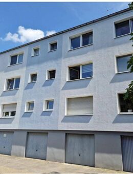 Frisch renovierte 3-Zimmer Wohnung mit Garage - Oberhausen