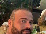 Suche Sie von 22 bis 40 - Hamburg Altona