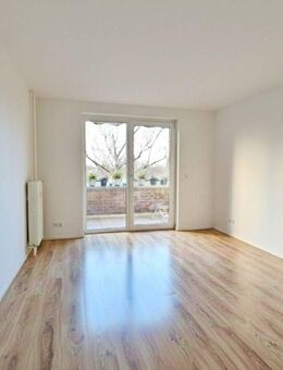 Attraktive, vermietete 2-Zimmer-Wohnung mit Fahrstuhl und Balkon in Berlin-Mariendorf - Berlin