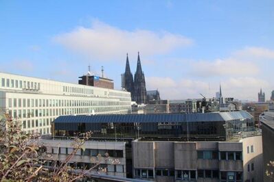 Außergewöhnliches Penthouse mit Domblick