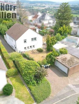 Freistehendes Einfamilienhaus mit Schwimmhalle und Weitblick in ruhiger Lage von Fröndenberg - Fröndenberg (Ruhr)