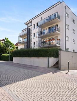 *Provisionsfrei* Freistehende Eigentumswohnung mit Garten u. Tiefgarage! - Jena
