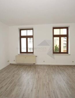 Gemütliche 2-Raum-Wohnung mit großem Balkon - Zwickau