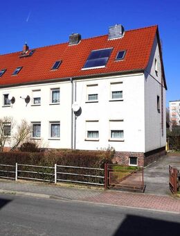 ENTZÜCKENDES REIHENENDHAUS M. POTENZIAL IN RUHIGER U. BELIEBTER LAGE V. KITZSCHER - Kitzscher