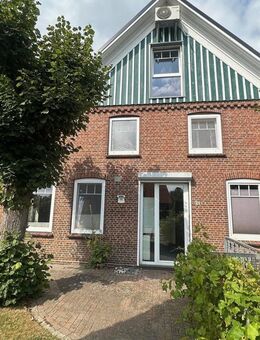 ***Erdgeschosswohnung im sanierten Resthof*** - Klein Offenseth-Sparrieshoop