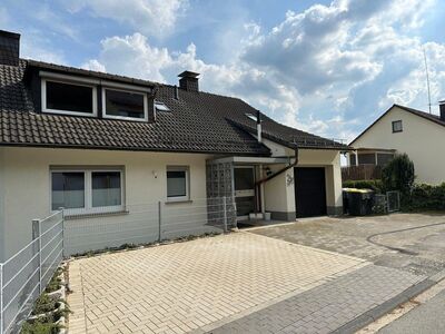 Wohnhaus mit 3 Einheiten, Garage, Stellplätzen und fantastischem Ausblick über Werdohl