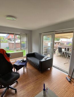 MFH mit 2 WE, Garten, 2xTerrasse, Balkon, Einzelgarage, Pkw-Stellplatz. - Rees