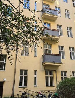 Freie Dachgeschosswohnung (Maisonette) direkt am Boxhagener Platz - ruhige Lage - Berlin
