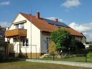 Gemütliche DG Wohnung mit EBK und Balkon in Herzogenaurach - Herzogenaurach