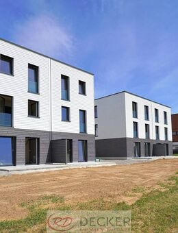 Wohnen mit Stil - Neubau-DHH in Geiselhöring ++Decker Immobilien++ - Geiselhöring