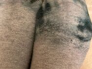 Geile verschwitzte verfärbte und stinkende Socken für Versand - Stuttgart