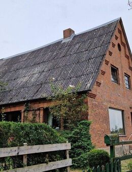 Renovierungsbedürftiges Einfamilienhaus in Westensee - großes Traumgrundstück mit viel Potenzial - Westensee