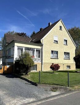 Gemütliches Wohnen im "Windecker Ländchen" - auf großem Grundstück und Nebengebäude inkl. Garage - Windeck