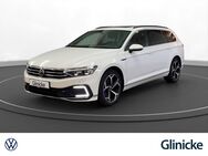 VW Passat Variant, GTE R-Line, Jahr 2021 - Minden (Nordrhein-Westfalen)