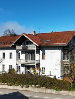 Lichtdurchflutete 4-Zimmer- Altbauwohnung mit zwei Balkonen, herrlichem Bergpanorama & Altbaucharme - Seeon-Seebruck