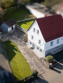 Kernsaniertes Einfamilienhaus mit großem Garten - Gaildorf