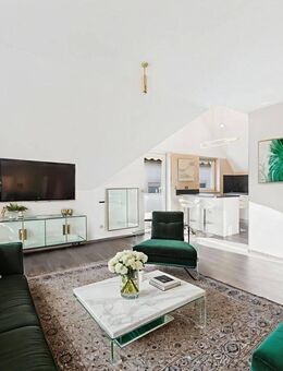 Sonnige Dachgeschosswohnung in ruhiger Lage - bezugsfrei und sofort verfügbar - Riegelsberg