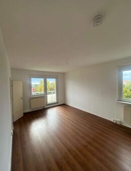 2-RW - ideal für Singles, junge Paare, Studenten,- Balkon - Magdeburg