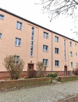 2 Zimmerwohnung mit einer komplett ausgestattete Küche wartet auf dich! - Wittenberg (Lutherstadt)