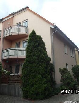 Weinböhla, sonnige 2,5-Raum-Maisonette-Wohnung mit Balkon - Weinböhla