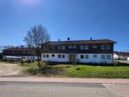 Zwei modernisierte Mehrfamilienhäuser mit insgesamt acht 3-Zimmer-Wohnungen in Kirchheim am Ries - Kirchheim (Ries)