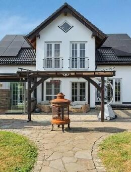 Villa mit Aussicht - renoviert - mit LWP und Photovoltaik großer Garage Randlage - Ruppichteroth