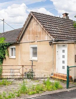Sanierungsbedürftiger Altbau zum Selbstverwirklichen in Windeck-Wilberhofen. - Windeck