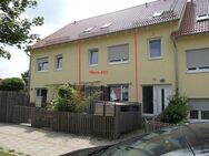 Wohnkomfort wie im Reihenhaus: 4,5-Zimmer mit großer Terrasse und Garage in schöner, familiärer Wohnlage - Bad Abbach