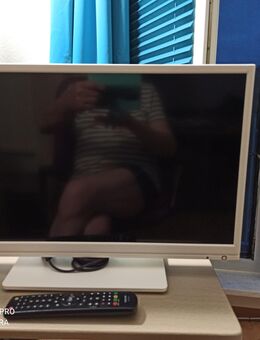 24 Zoll TV mit DVD Player - Hoyerswerda
