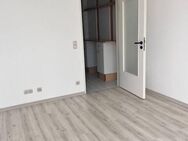 Sehr schöne gepflegte 1-Raumwohnung mit Balkon und Einbauküche in Magdeburg-Reform- Uni Nähe zu vermieten - Magdeburg