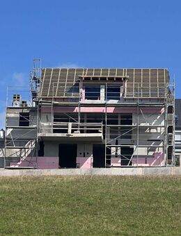 NEUBAU TRAUMHAUS (ZFH / EFH + ELW) IN ST. GEORGEN DIE WUNDERSCHÖNE BERGSTADT HERZEN DES SCHWARZWALDS - Sankt Georgen (Schwarzwald)