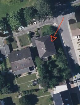 Zweifamilienhaus mit großem Garten & zwei Garagen – Ideal für Kapitalanleger oder Eigennutzer - Lippstadt